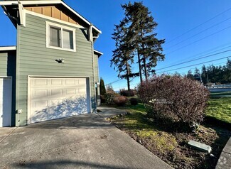 Building Photo - 915 SW Kimball Dr
