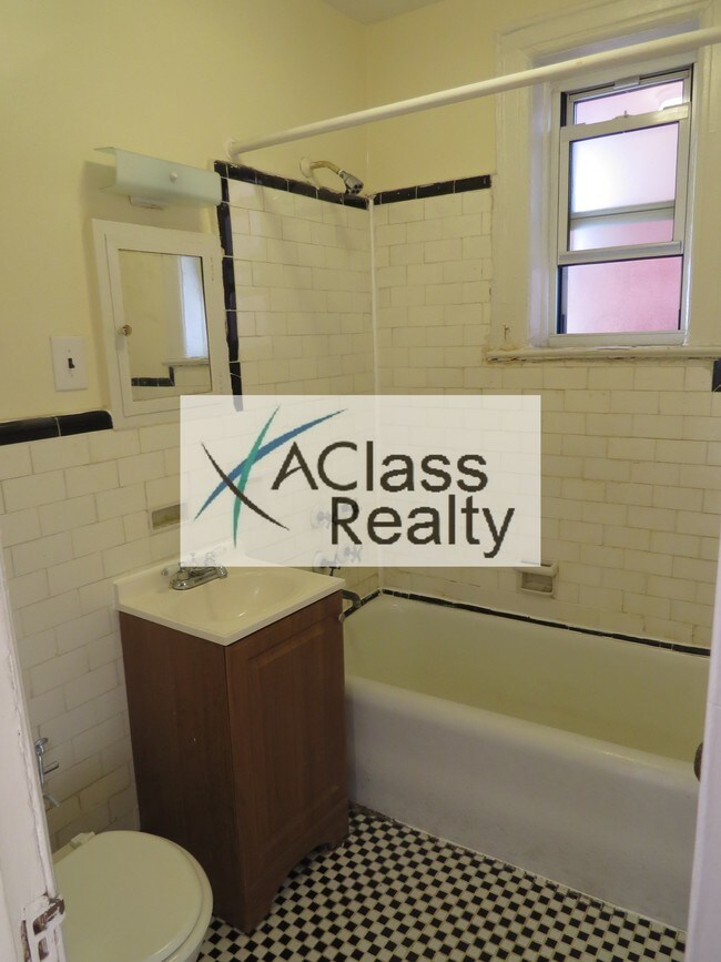 Foto del edificio - 2718 23rd St