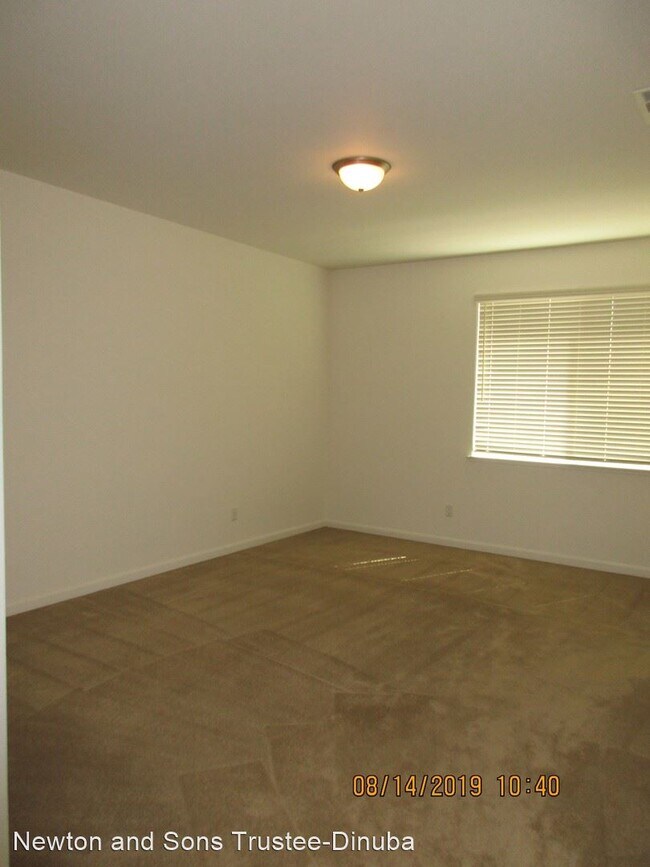 Building Photo - 3 br, 2 bath House - 1146 Heather  Ave.