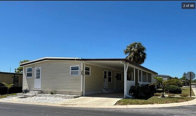Foto del edificio - Home For Rent in Palm Hill!