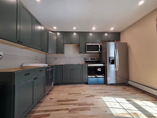 Foto del edificio - 526 Canaan, 1