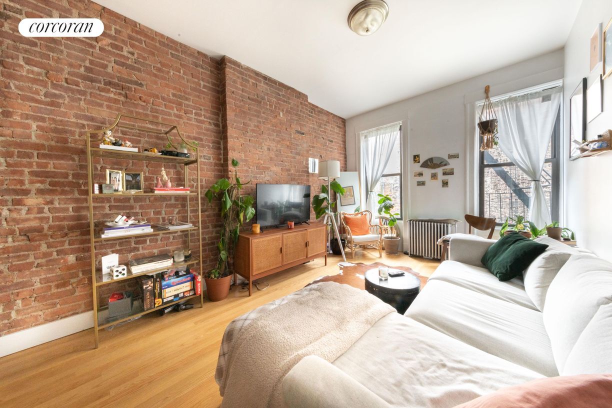Foto principal - 989 Seneca Ave