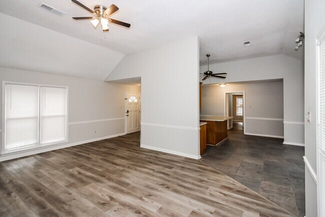 Foto del edificio - 7166 Abbey Cove