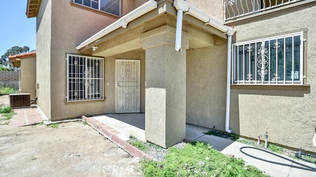 Foto del edificio - 13137 Dart St