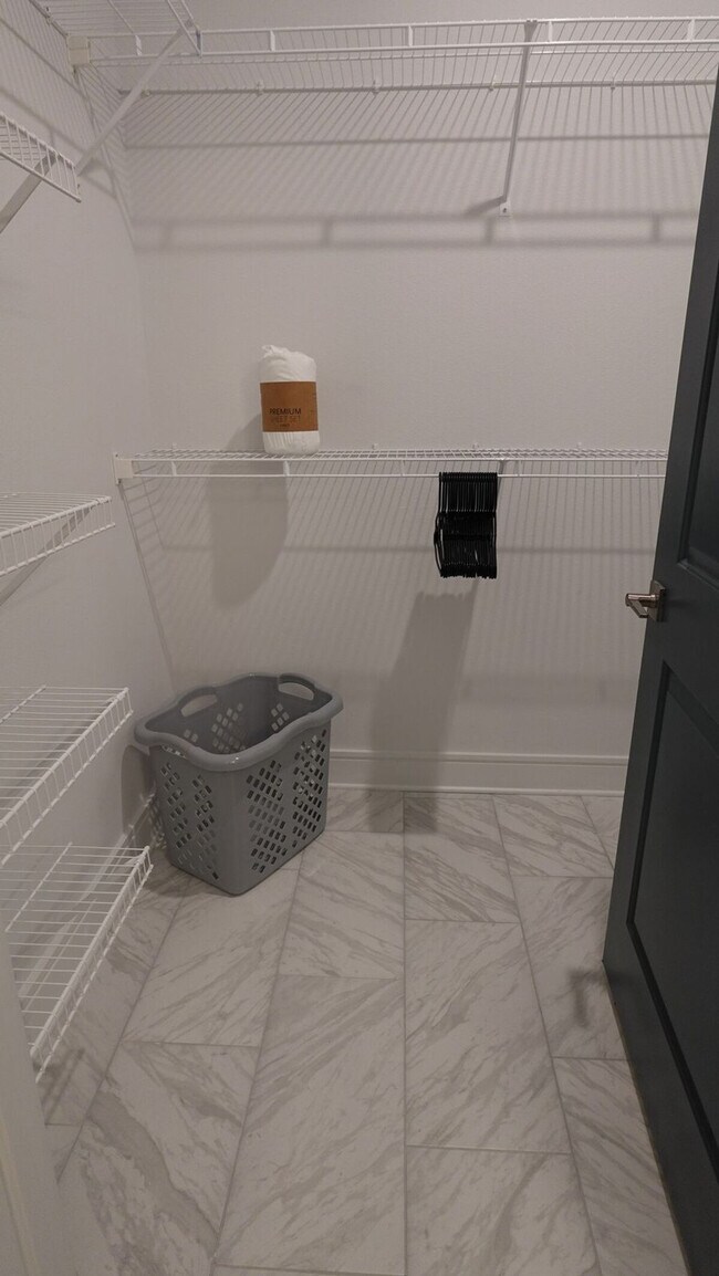 Building Photo - 9135 Town Center Pkwy