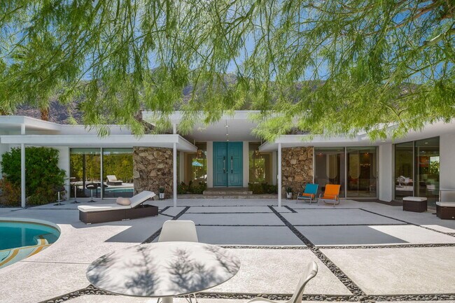 Building Photo - 445 S Monte Vista Dr