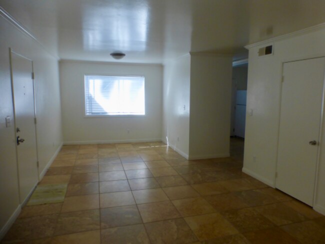 Foto del edificio - 350 Chestnut Ave