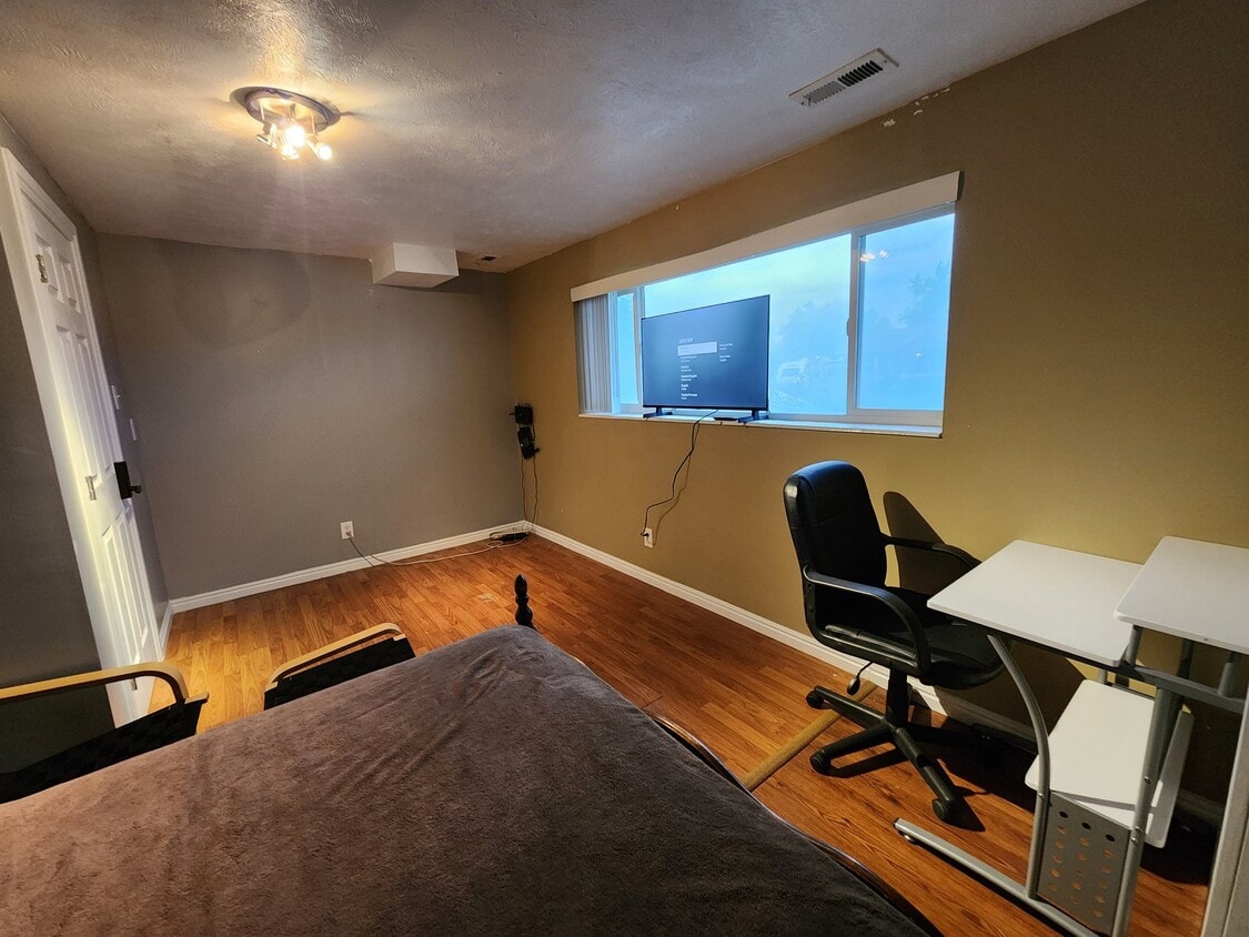 Building Photo - 7272 W 3960 S