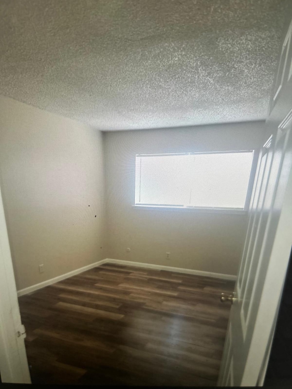 Foto del edificio - 1321 E San Bruno Ave