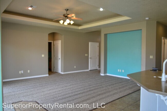 Building Photo - 4 br, 2 bath House - 1380 N. 1650 W.