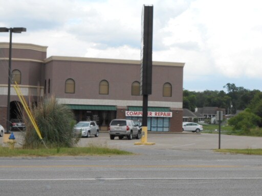 Building Photo - 4856 Main St
