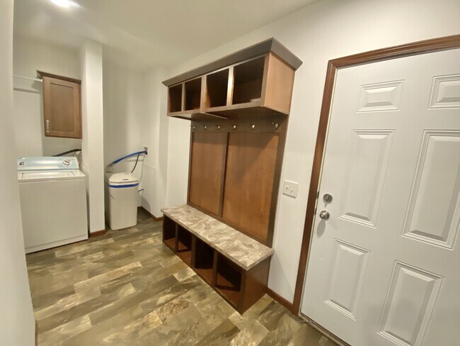 Foto del edificio - 3257 Harrison Rd