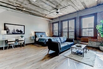 Building Photo - 2205 McKinney St