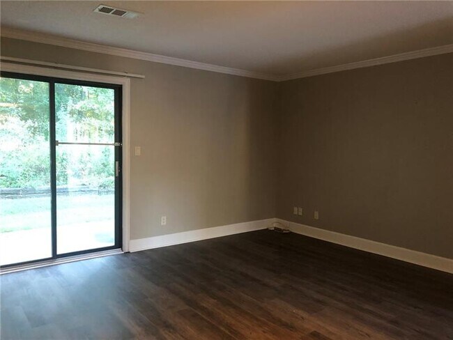 Building Photo - 3730 Old Flowery Branch Rd