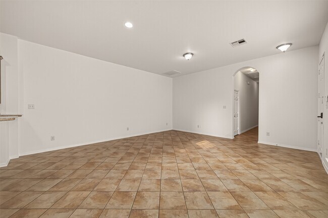 Foto del edificio - 14927 Tuttle Point Dr