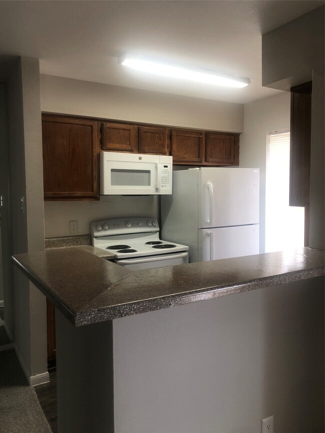 Building Photo - 14600 Fonmeadow Dr