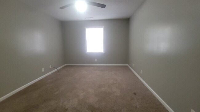 Foto del edificio - "Spacious 2-Bed, 2-Bath Haven in Huntsville - Your Perfect Retreat Awaits!"