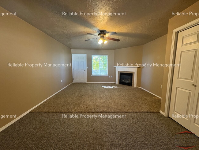 Building Photo - 545 Caribou St