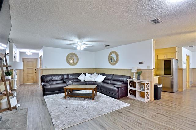 Foto del edificio - 2810 Arrowhead Dr