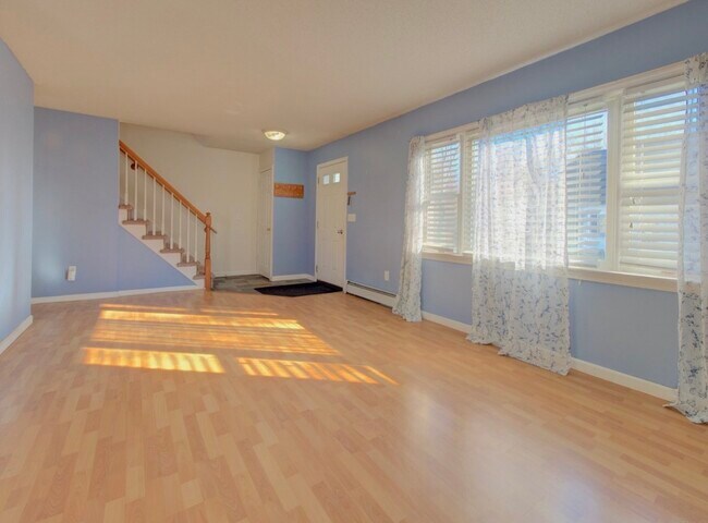 Foto del edificio - 43 Kingsbury Ln