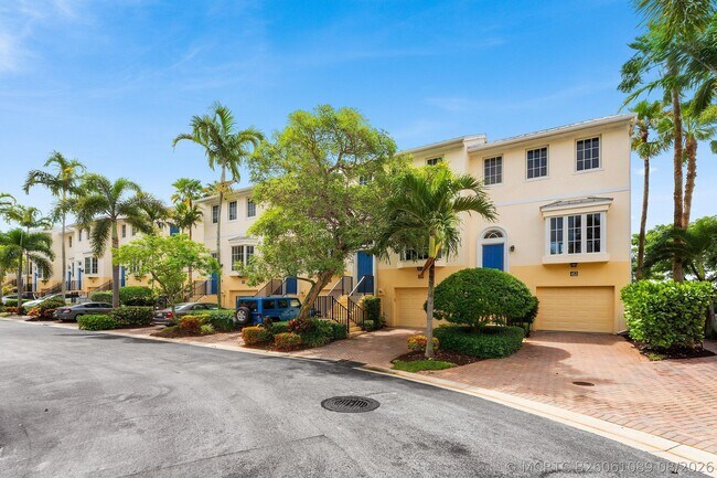 Building Photo - 455 Juno Dunes Way