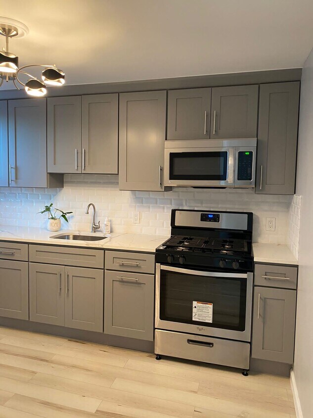 Foto principal - 548 38th St