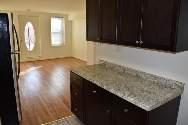 Building Photo - 1441 Girard St NW