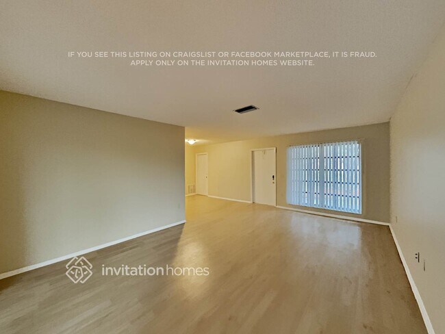 Foto del edificio - 11930 NW 33rd St