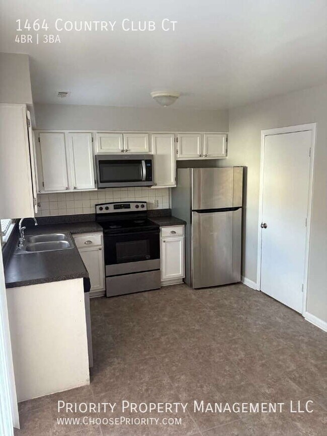 Foto del edificio - 1464 Country Club Ct