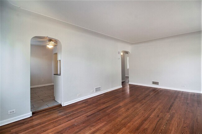 Foto del edificio - 3111 S Emerson St