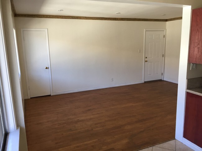 Building Photo - 3344 Bagley Ave