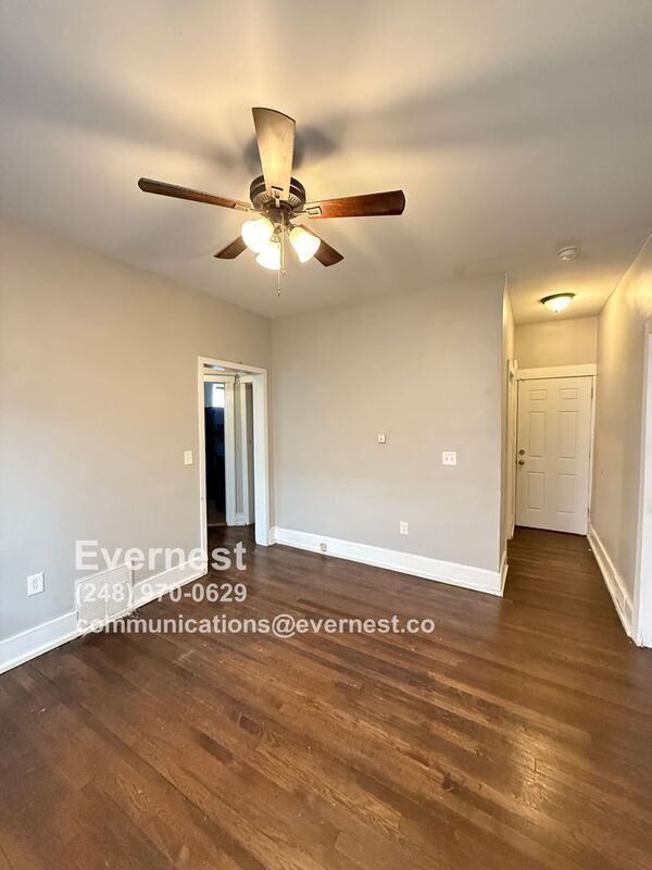 Foto del edificio - 504 Westminster St
