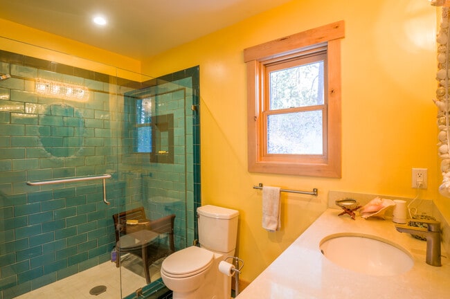 Upstairs bathroom - 8317 Rainbow Ave