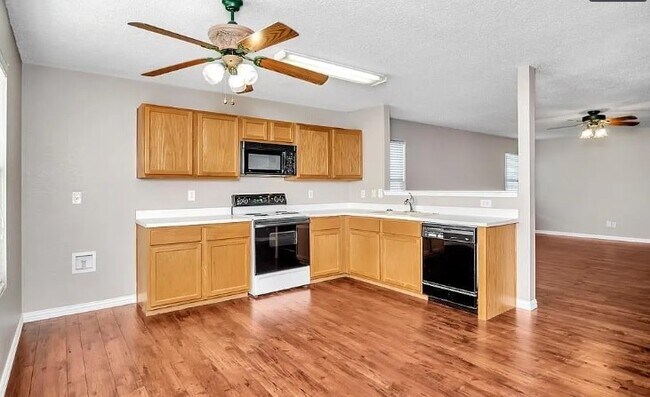 Building Photo - 5640 Ainsdale Dr