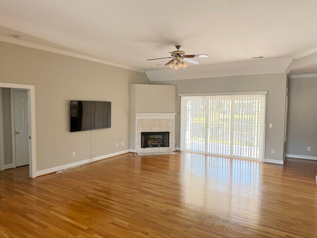 Foto del edificio - 8405 Fiddlestick Way