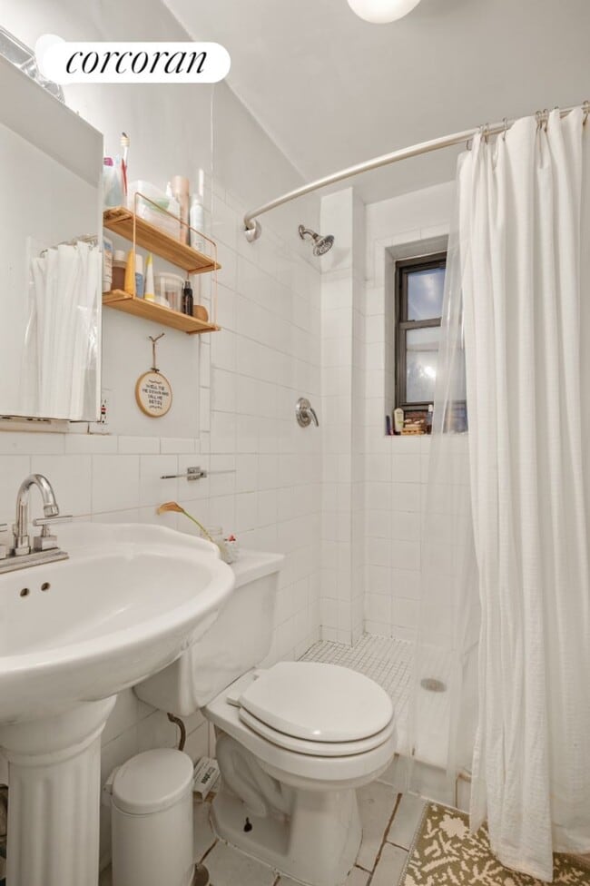 Building Photo - 55 Clifton Pl