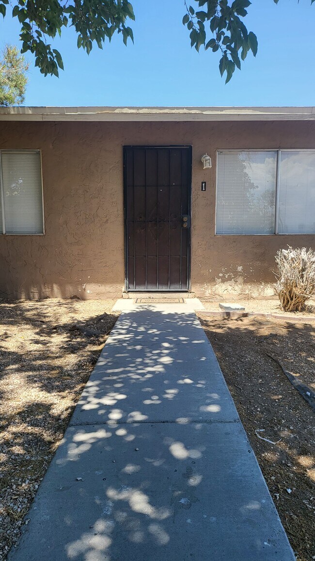 Foto del edificio - 1401 N 22nd St