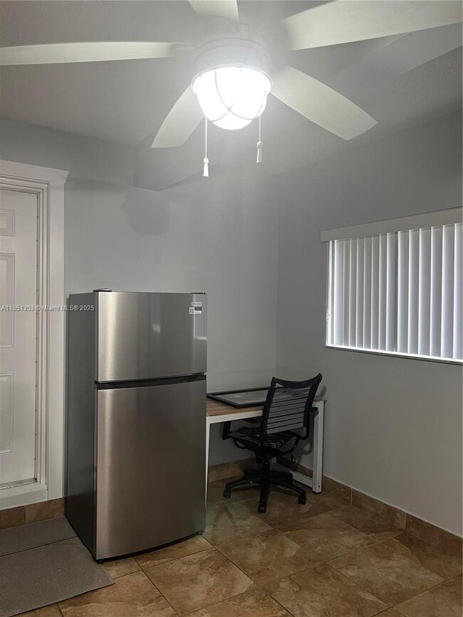 Foto del edificio - 10934 SW 137th Ct