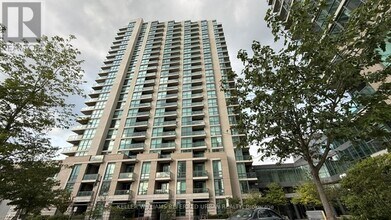 Building Photo - 215 Sherway Gardens Rd