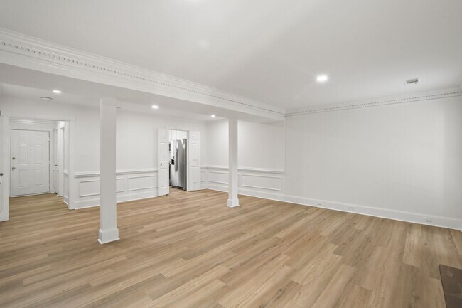 Foto del edificio - Stylish 2BR/2BA Renovated Townhome – Prime...