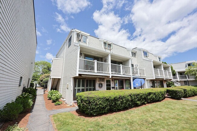 Foto del edificio - Newly Renovated Winter Rental at the Thorwald Condos