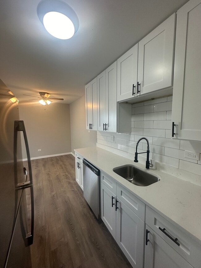 Foto del edificio - 121 W 63rd St