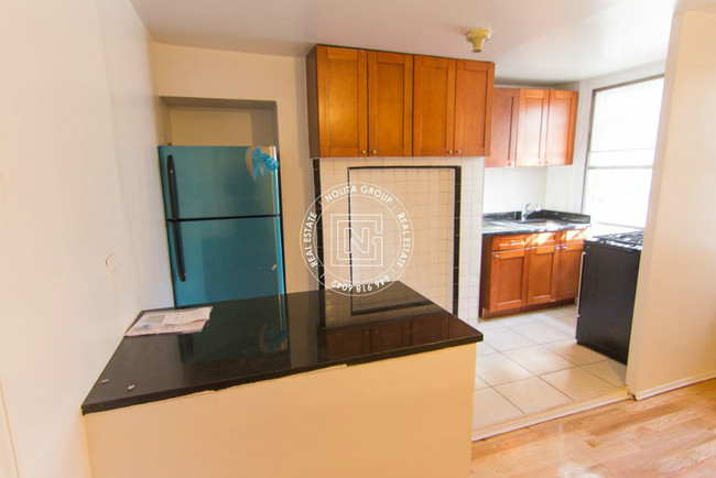 Foto del edificio - 272 Hooper St