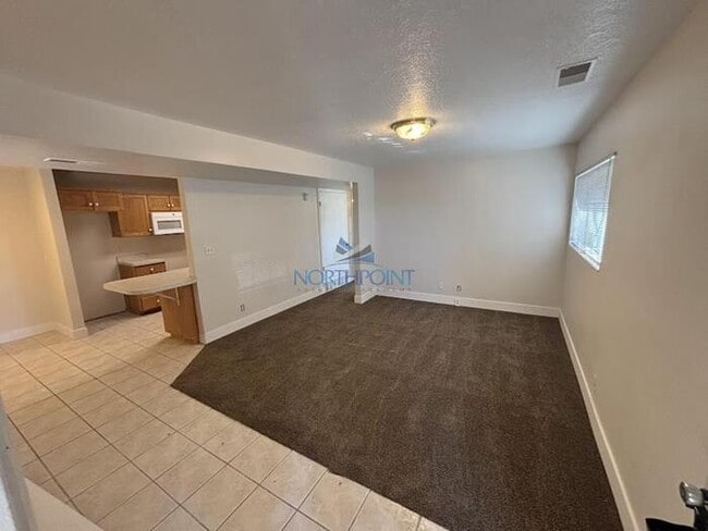 Building Photo - Beautiful 3 beds 2 baths in Orem