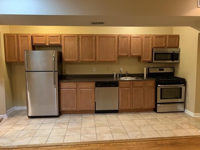 Foto del edificio - 5104 2nd St NW