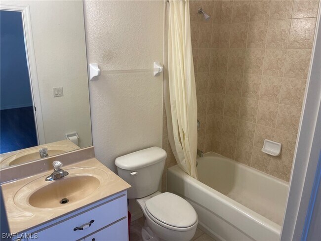 Foto del edificio - 1315 SW 47th Terrace