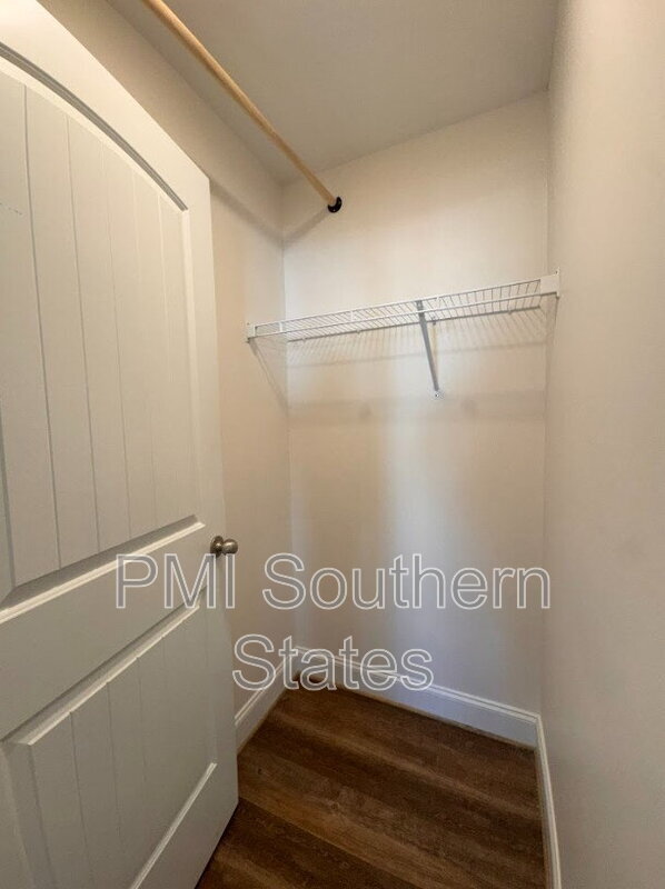 Building Photo - 306 Clarus Crk Wy