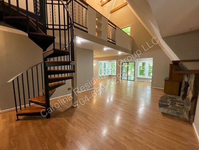 Building Photo - 7608 Zermatt Ln