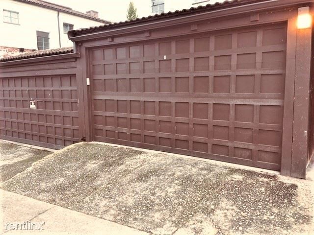 Foto del edificio - 1 br, 1 bath Condo - 4200 11th Ave NE Apt 16