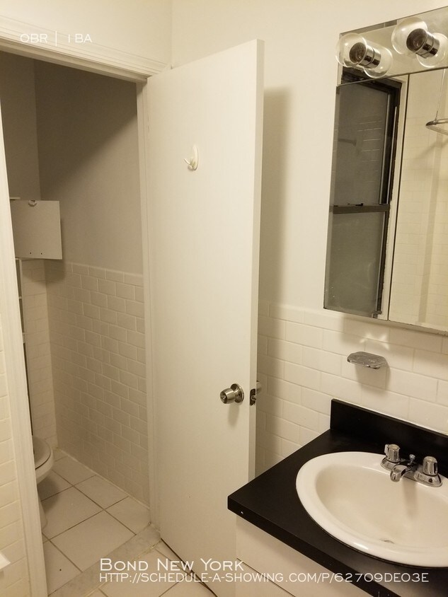 Foto del edificio - 226 E 89th St